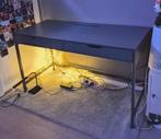 Grijs bureau, Huis en Inrichting, Ophalen, Zo goed als nieuw