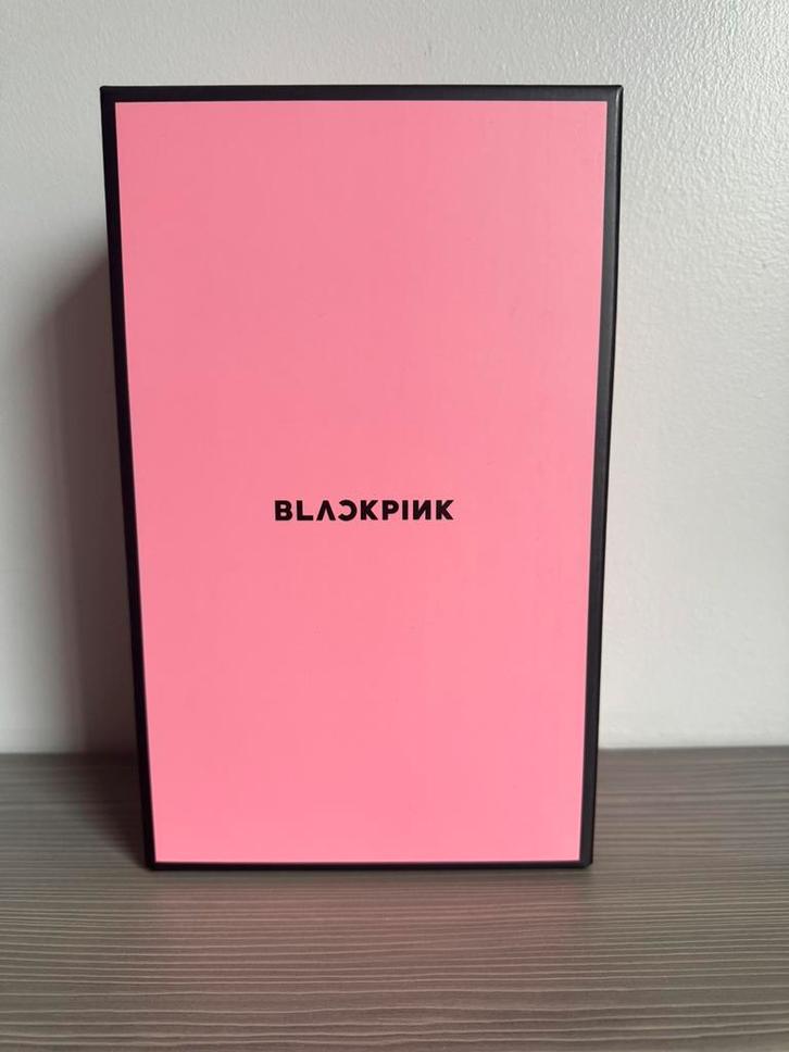 Blackpink special edition Lightstick - Deadline worldtour, Verzamelen, Muziek, Artiesten en Beroemdheden, Nieuw, Gebruiksvoorwerp