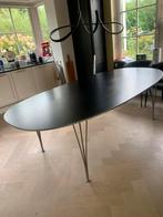 Fritz Hansen superellipse B614 zwarte design tafel, Huis en Inrichting, Tafels | Eettafels, Ophalen, Gebruikt, 100 tot 150 cm