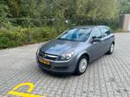 Opel Astra 1.4 16V 5D 2006 Grijs, Auto's, Opel, Stof, 4 cilinders, Handgeschakeld, Particulier