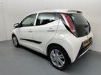 Toyota Aygo 1.0 VVT-i x-play # Automaat # Airco € 10.900,0, Auto's, Automaat, 4 stoelen, Origineel Nederlands, Bedrijf