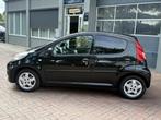 Peugeot 107 1.0-12V XR 2009 km 111.000 Leuk beginners auto m, Voorwielaandrijving, Stof, Gebruikt, Zwart