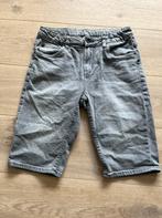 Garcia Jeans lichtgrijze korte spijkerbroek in maat 176, Broek, Garcia Jeans, Ophalen of Verzenden, Zo goed als nieuw