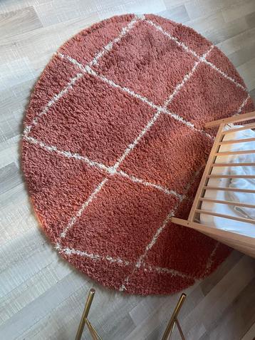 Rond terracotta vloerkleed 160cm beschikbaar voor biedingen