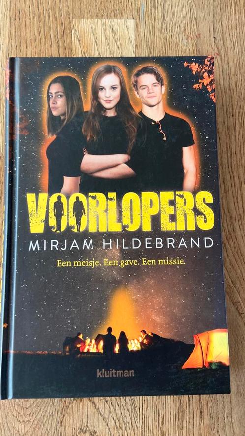 Mirjam Hildebrand - Voorlopers, Boeken, Kinderboeken | Jeugd | 13 jaar en ouder, Zo goed als nieuw, Ophalen of Verzenden