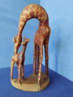 Houtsnijwerk Giraffe met jong (kalf), Antiek en Kunst, Ophalen of Verzenden