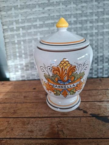 2 Apothekerspot Sberna Deruta Italië beschikbaar voor biedingen