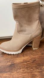 Prachtige nieuwe , lederen laarsjes  “ walk in the park”, Kleding | Dames, Schoenen, Ophalen of Verzenden, Zo goed als nieuw
