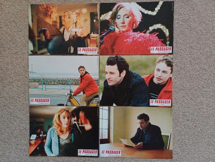 LE   PASSAGER      lobbycard set., Verzamelen, Posters, Nieuw, Film en Tv, A4 of kleiner, Verzenden