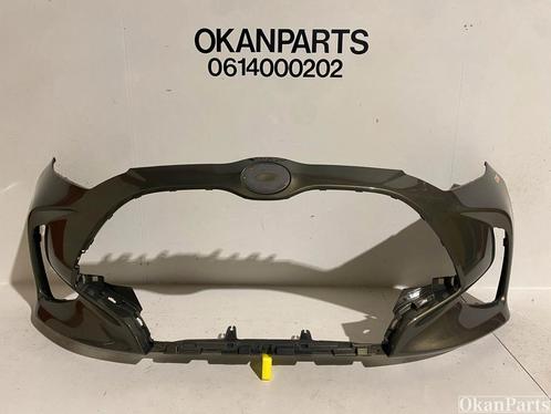 Toyota Yaris XP210 Voorbumper 52119-K0050, Auto-onderdelen, Carrosserie en Plaatwerk, Bumper, Voor, Gebruikt, Ophalen of Verzenden