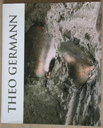 Theo Germann, Sculpturen, Hard Cover beschikbaar voor biedingen