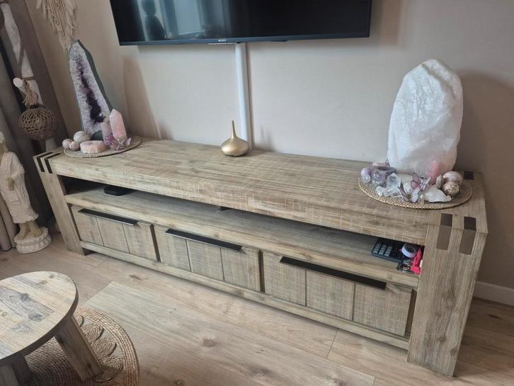Bassano TV Meubel - H58xB200xD45cm, Huis en Inrichting, Kasten | Televisiemeubels, Zo goed als nieuw, Minder dan 100 cm, 150 tot 200 cm