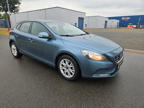 Volvo V40 1.6 D2 115PK 2014 Blauw   airco, Auto's, Volvo, Bedrijf, V40, Diesel, A, Hatchback, Handgeschakeld, Geïmporteerd, Blauw