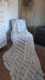 Oude witte sprei (nuzzelspul), Ophalen of Verzenden