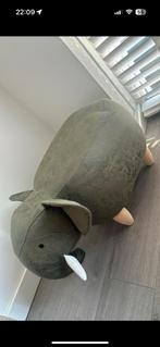 Poef olifant kinderkamer - erg leuk, Kinderen en Baby's, Kinderkamer | Inrichting en Decoratie, Ophalen of Verzenden, Zo goed als nieuw