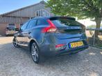 Volvo V40 2.0 T2 Kinetic | Navi + Clima + Cruise nu € 12.4, Voorwielaandrijving, 65 €/maand, Stof, Gebruikt