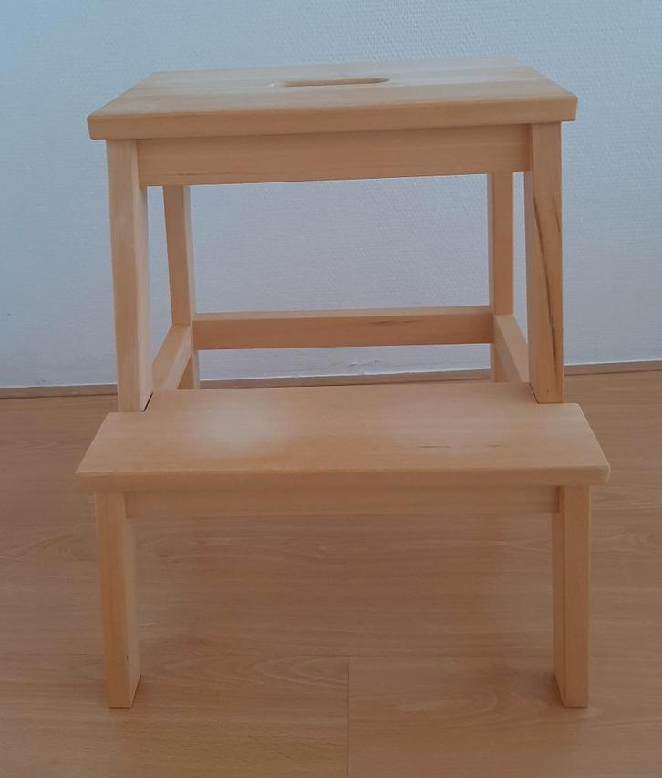 Bekväm opstapje/kruk, Huis en Inrichting, Krukjes, Gebruikt, Hout, Ophalen