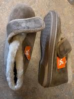 Nieuw: Binnenhuis schoentjes a la Ugg maat 37, Kleding | Dames, Schoenen, Ophalen of Verzenden, Nieuw, Beige