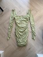 Groen gedrappeerd jurk vierkant hals m 38, Kleding | Dames, Jurken, Groen, Maat 38/40 (M), Ophalen of Verzenden, Zo goed als nieuw