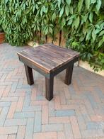 Nieuwe bijzettafel van hout. 51x51x47, Minder dan 55 cm, Vierkant, Nieuw, Hout