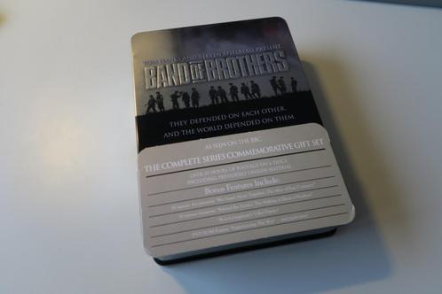 DVD Boxset Band of Brothers 6-disc UK version R2  NLO, Cd's en Dvd's, Dvd's | Drama, Zo goed als nieuw, Drama, Boxset, Vanaf 12 jaar