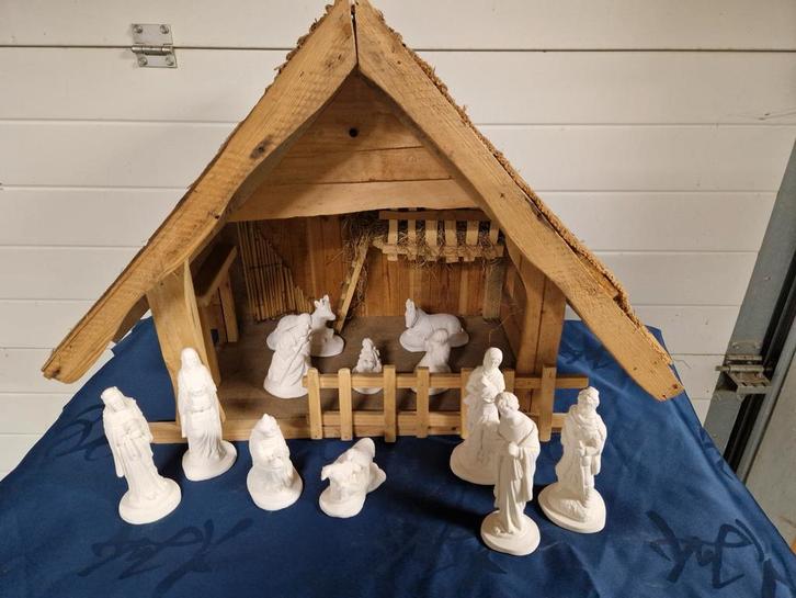 Mooie houten kerststal wit gips beeldenset (6), Diversen, Kerst, Gebruikt, Ophalen