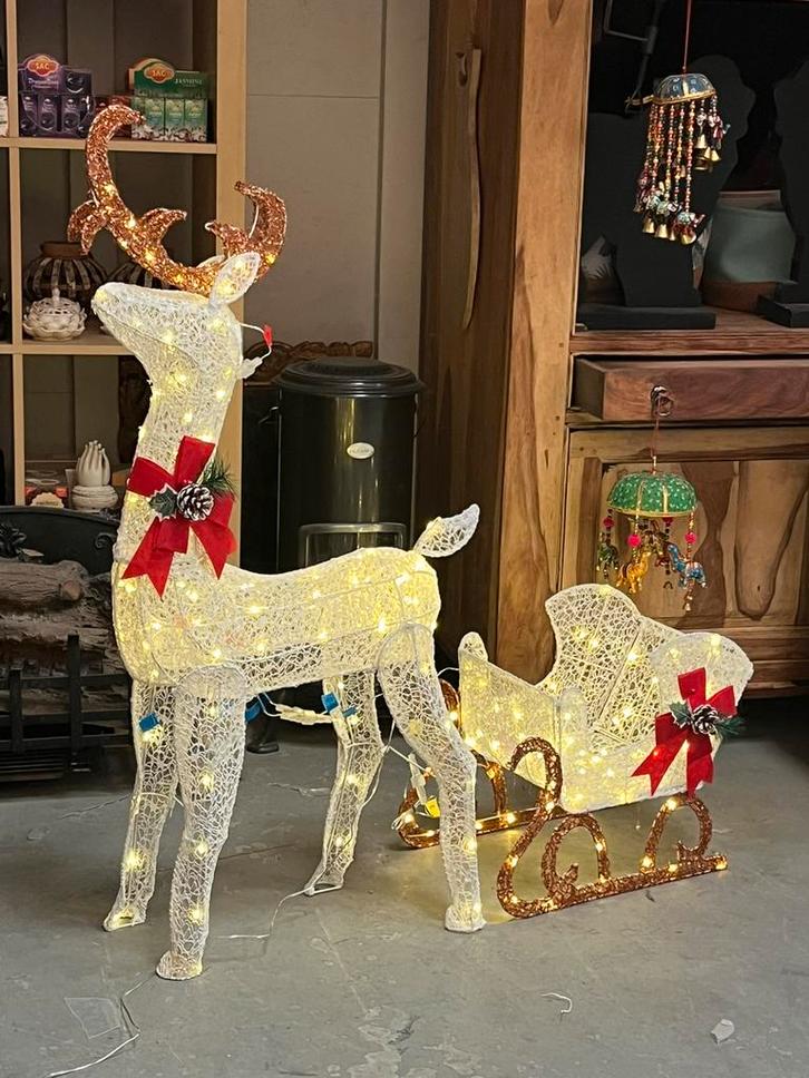 Rendier met arreslee Nieuw !, Diversen, Kerst, Nieuw, Ophalen of Verzenden