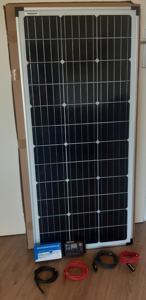 100 watt zonnepaneel met laadregelaar en aansluit kabels, Caravans en Kamperen, Camper-accessoires, Nieuw, Ophalen