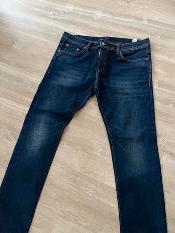 Dsquared Broek Blauw beschikbaar voor biedingen