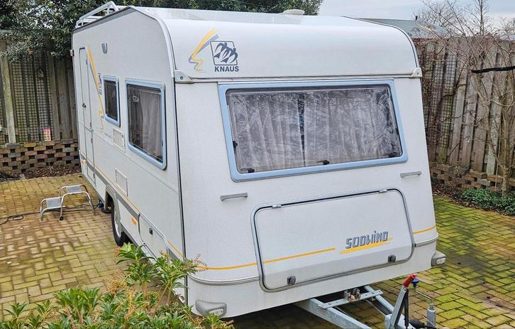 Knaus Südwind 400TM (F) “caravan - Perfect voor uw vakantie!, Caravans en Kamperen, Caravans, Particulier, tot en met 4, Treinzit