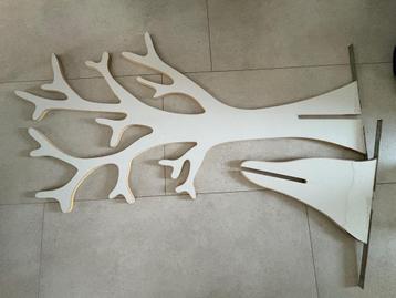 Decoratieboom beschikbaar voor biedingen