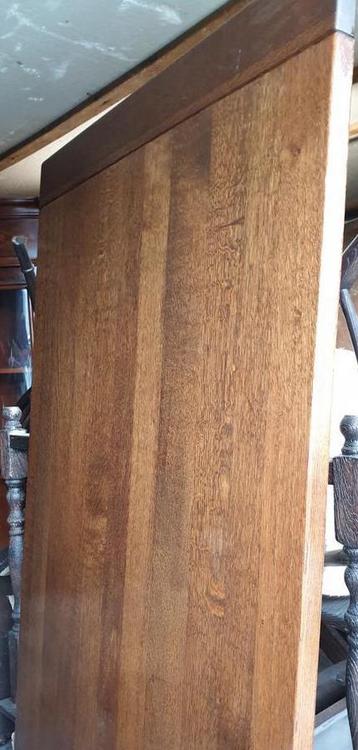 Eiken bannnik eettafel beschikbaar voor biedingen