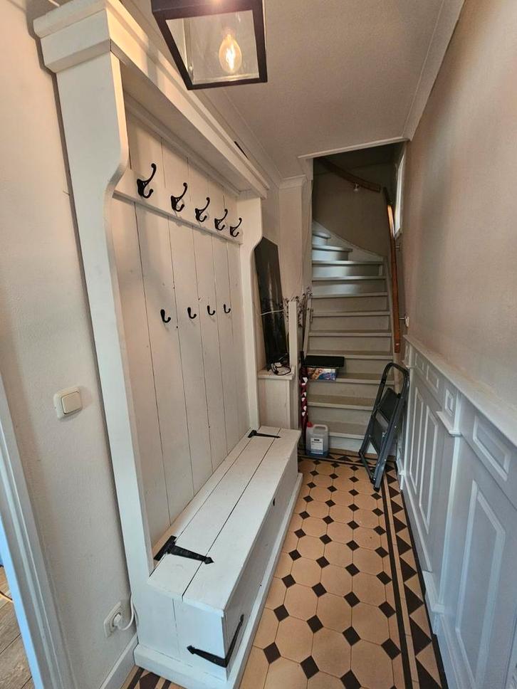 Kapstok met klapbank, Huis en Inrichting, Woonaccessoires | Kapstokken, Zo goed als nieuw, Staande kapstok, 200 cm of meer, Hout