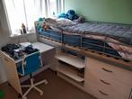 Halfhoogslaper  halve hoogslaper+ bureau wit icl lattenbodem, Kinderen en Baby's, Kinderkamer | Stapelbedden en Hoogslapers, Ophalen of Verzenden