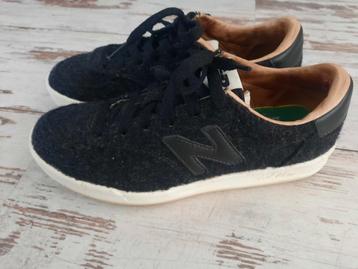 New Balance sneakers 300, 'black wool', mt 38