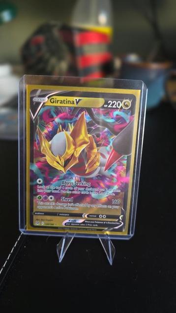 Giratina V (LOR 130) beschikbaar voor biedingen