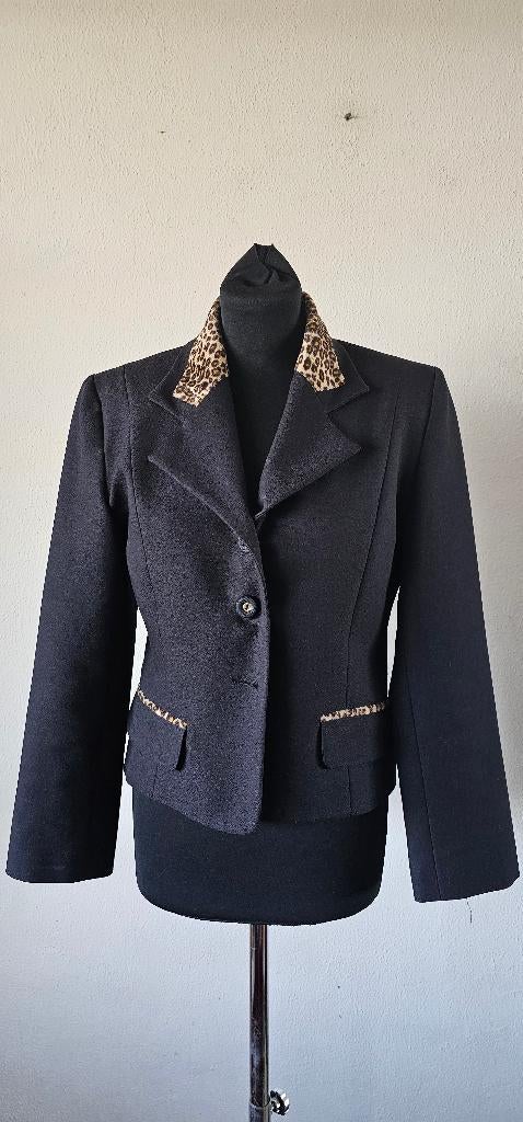 zwarte blazer van sandro maat 40 (1425), Maat 38/40 (M), Overige kleuren, Ophalen of Verzenden, Zo goed als nieuw