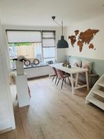 Witte eettafel VT wonen, Huis en Inrichting, Ophalen, Zo goed als nieuw