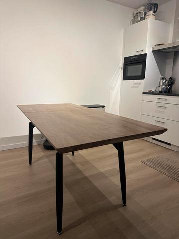 Eettafel bruin 140-180 x 80 (tafel Barbosa van Beliani)