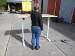Nieuwe sta zit bureaus, Huis en Inrichting, Bureaus, Ophalen, Elektrisch, Nieuw, Stabureau