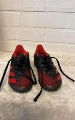 Adidas voetbal schoenen, maat 28, Sport en Fitness, Voetbal, Ophalen of Verzenden, Zo goed als nieuw, Schoenen