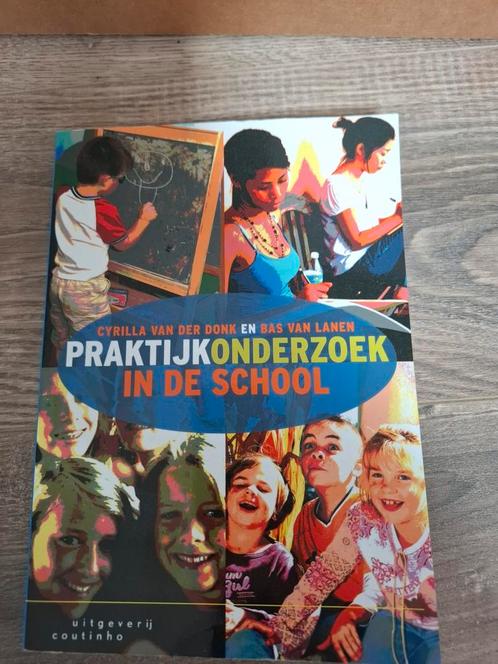 Praktijkonderzoek in de School - Van der Donk & Van Lanen, Boeken, Schoolboeken, Gelezen, Overige vakken, Overige niveaus, Ophalen of Verzenden
