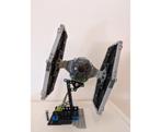 LEGO Star Wars 75300- Imperial Tie Fighter + Stand, Kinderen en Baby's, Speelgoed | Duplo en Lego, Ophalen of Verzenden, Zo goed als nieuw