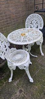 Victoriaanse stijl zwaar gietijzeren tuinsetje (brocante), Tuin en Terras, Overige materialen, Gebruikt, Bijzettafel, Tuinset