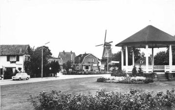 (300-051-029) Ermelo Gezicht op Muziektent met de mole beschikbaar voor biedingen