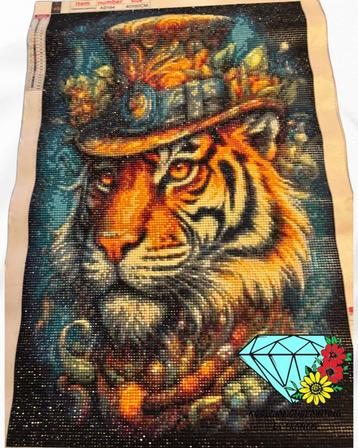 Stijlvolle Wildheid – Tijger met Hoed | Diamond Painting beschikbaar voor biedingen