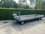 Hulco schamelwagen met zijborden