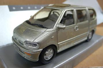 nissan serena    1/43 beschikbaar voor biedingen