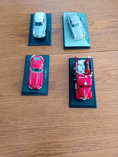 Te koop 4 stuks model autos Alleen ophalen, Hobby en Vrije tijd, Modelauto's | 1:43, Zo goed als nieuw, Auto, Overige merken, Ophalen