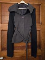 Mooi zwart grijs vest met knopen maat M, Ophalen of Verzenden, Zo goed als nieuw, Maat 38/40 (M), Zwart